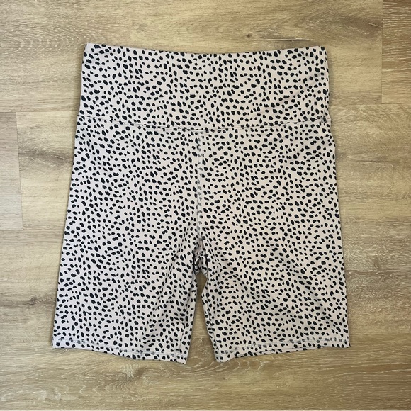 Forever 21 Leopard Print Bike Shorts - Picture 2 of 4